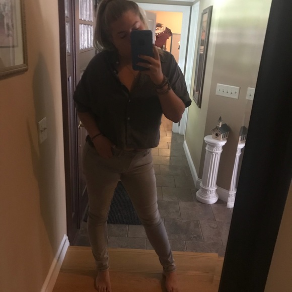 Meet your Posher, Julia - Picture 4 of 5